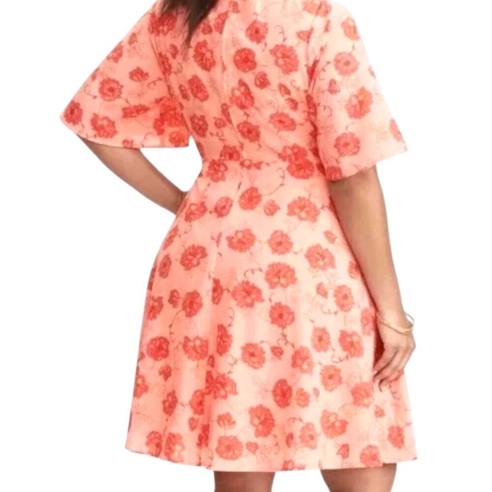 Torrid Women's Coral Floral Print Georgette Wrap Dress, Size 26 - Picture 2 of 12